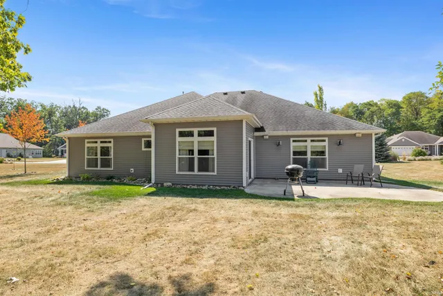 $454,900 | 3330 Kellygreen Drive, Angola, IN 46703