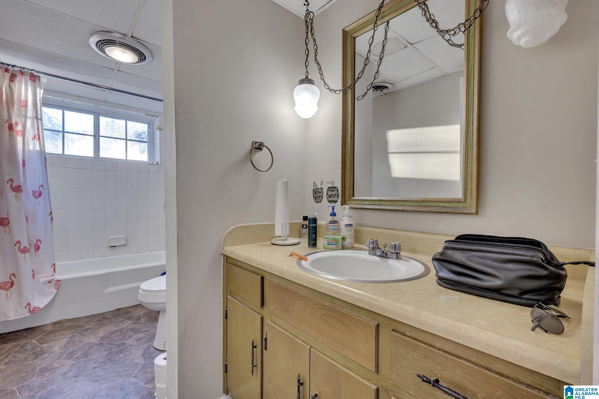 300 Baker Street Warrior, AL 35180 - Photo 31 of 44