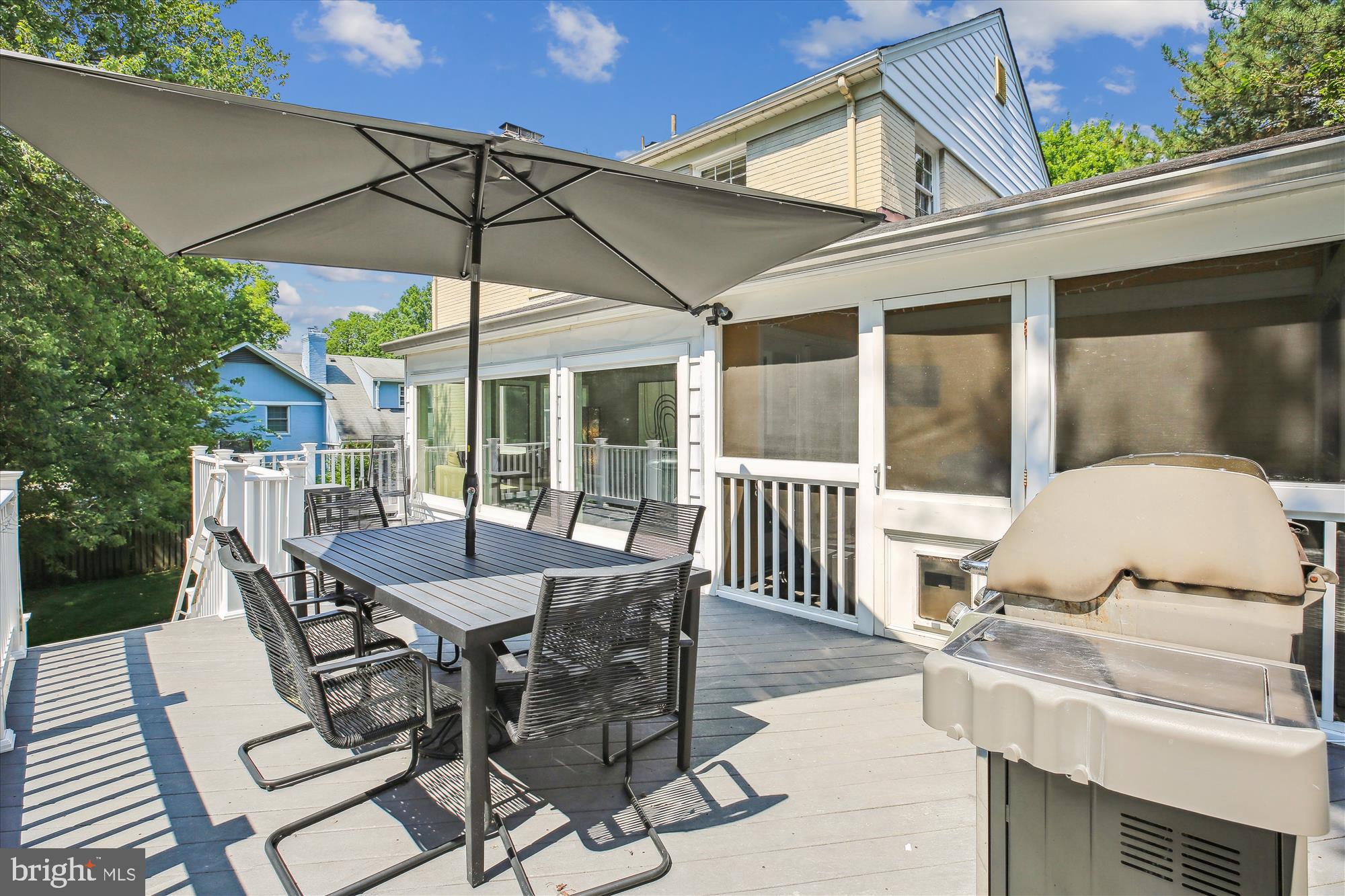 7304 Radnor Road Bethesda, MD 20817 - Photo 20 of 55 a patio with table and chairs