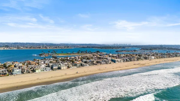 $8,500,000 | 701 Sunset Court, San Diego, CA 92109