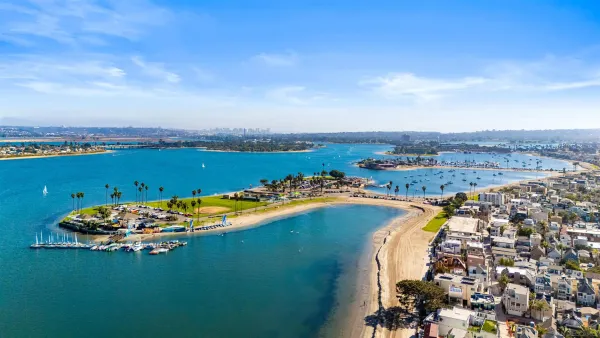 $8,500,000 | 701 Sunset Court, San Diego, CA 92109