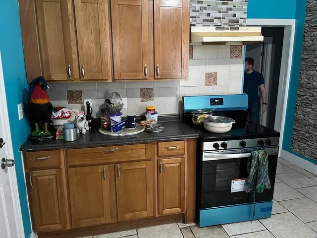 $1,049,000 | 100-102 Henry Avenue, Lynn, MA 01902