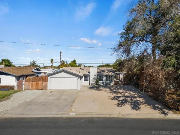 $450,000 | 1111 West Avenue J 10, Lancaster, CA 93534
