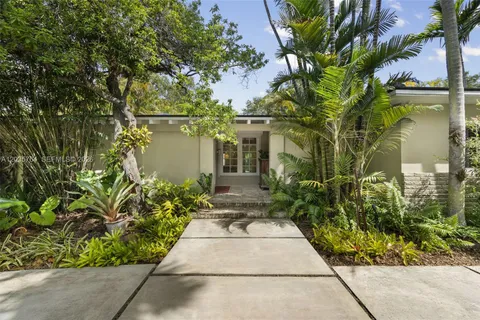 $2,995,000 | 1621 Nocatee Drive, Coconut Grove, FL 33133