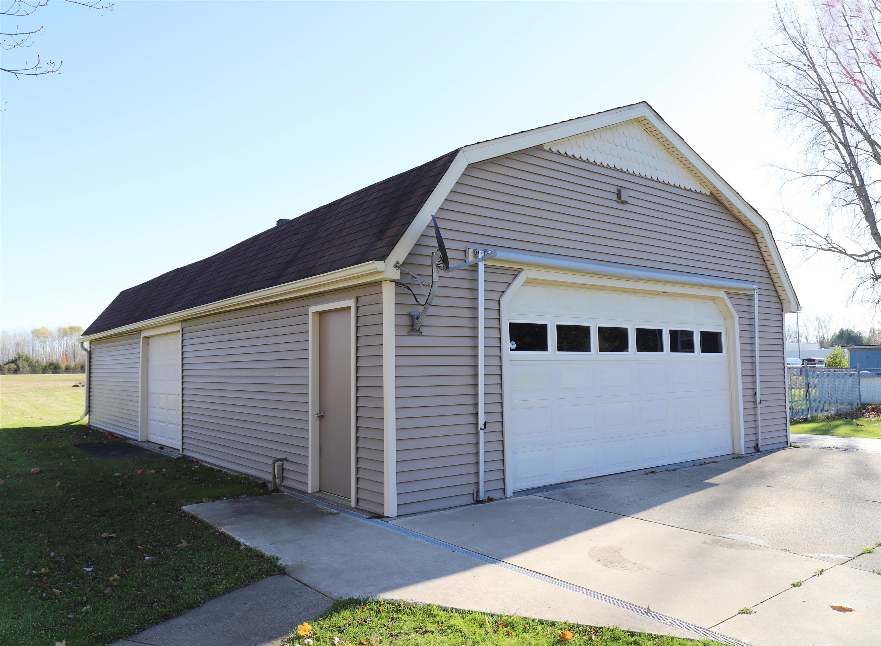 3388 Luce Road Flushing, MI 48433 - Photo 33 of 42