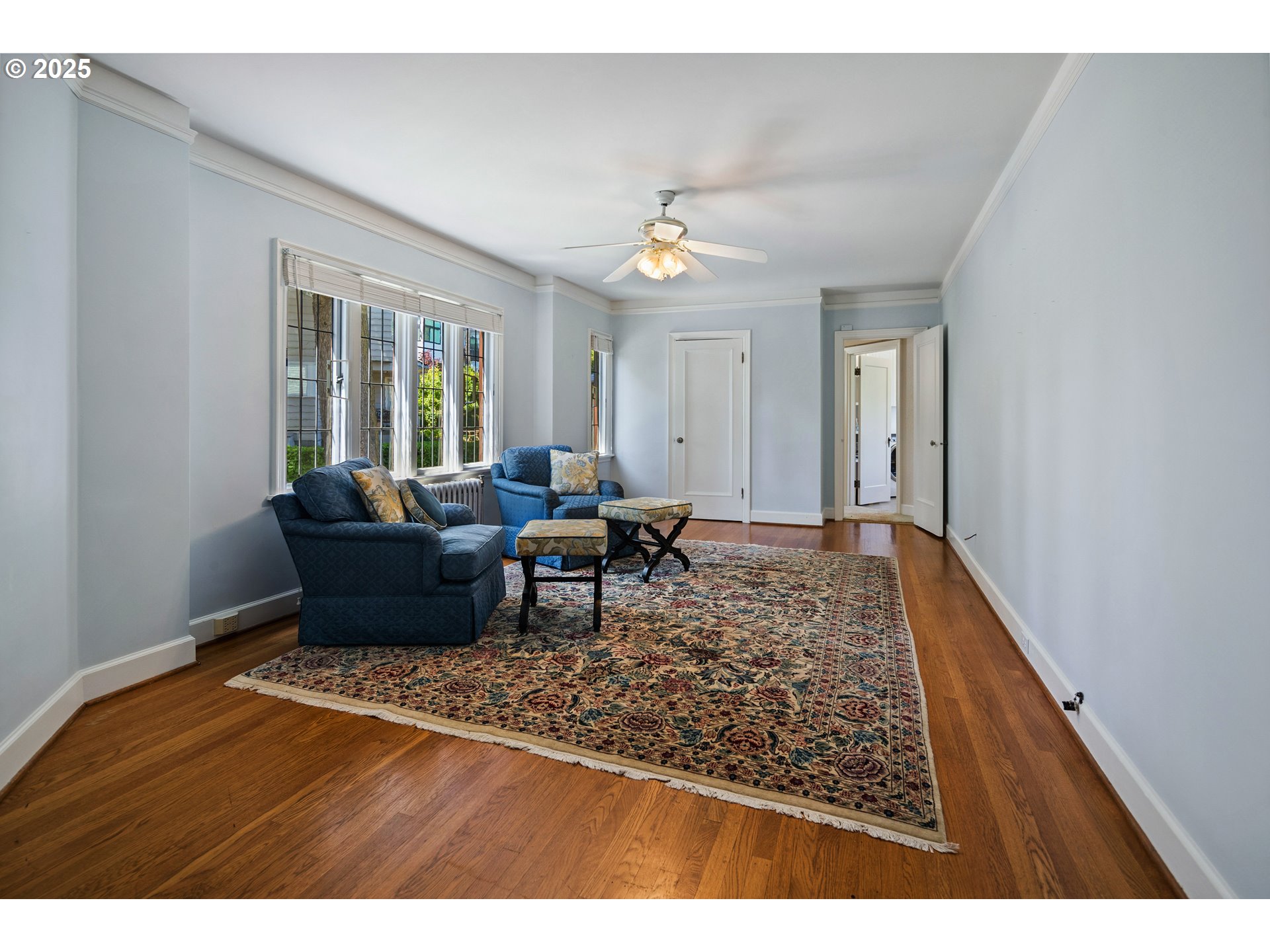 5570 Southwest Menefee Drive Portland, OR 97239 - Photo 35 of 48