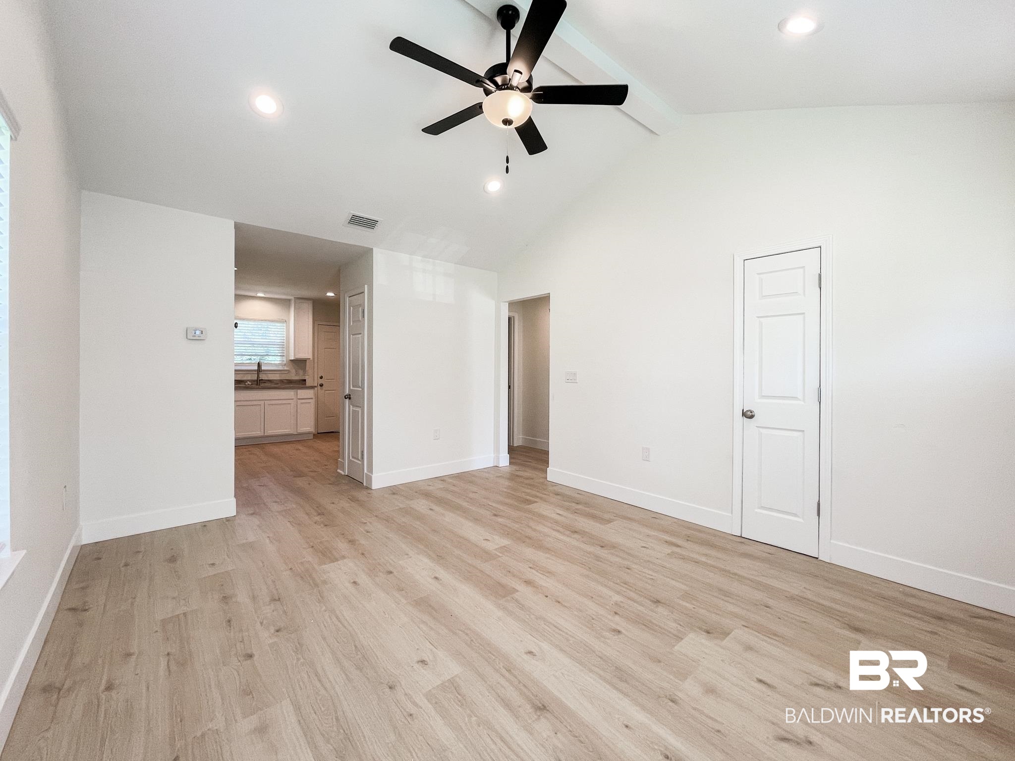 25121 Olive Street, Unit B Elberta, AL 36530 - Photo 4 of 21