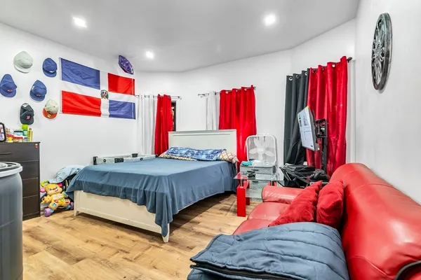 $1,150,000 | 132-134 South Broadway, Lawrence, MA 01843