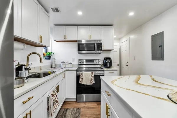 $1,150,000 | 132-134 South Broadway, Lawrence, MA 01843