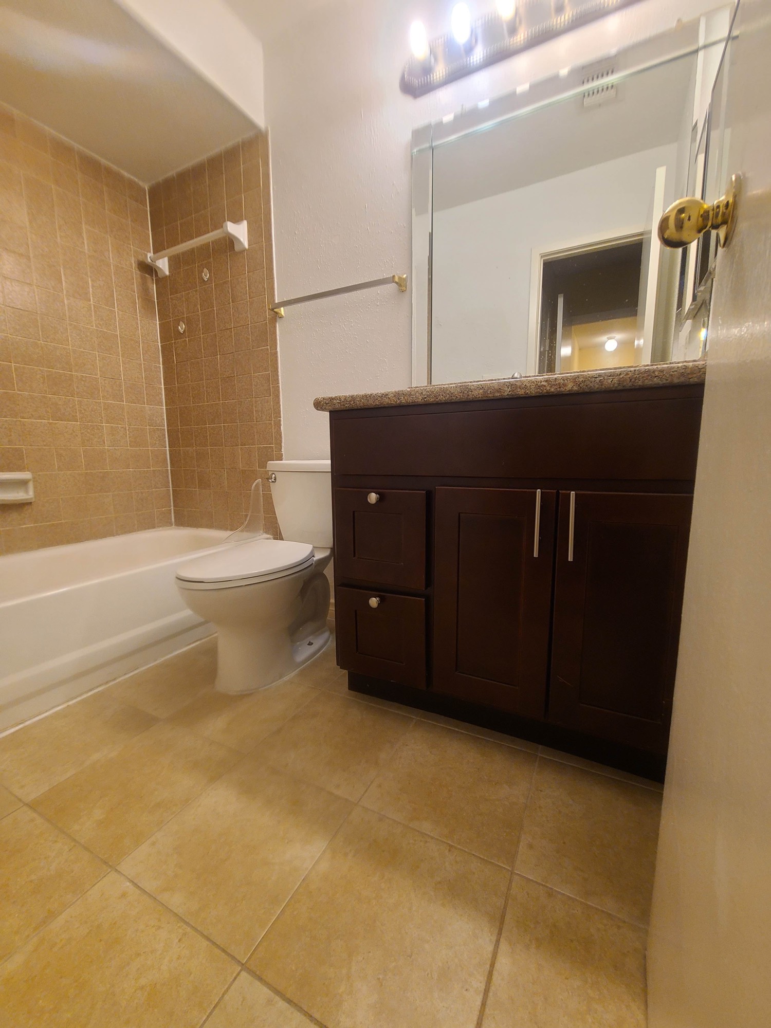 752 Memorial Mews Street, Unit ABCD Houston, TX 77079 - Photo 14 of 35 Bathroom