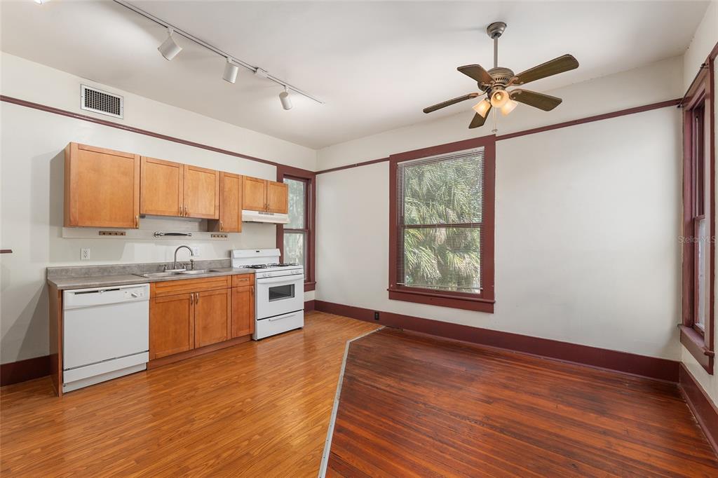 306 Northeast 3rd Street Gainesville, FL 32601 - Photo 22 of 88