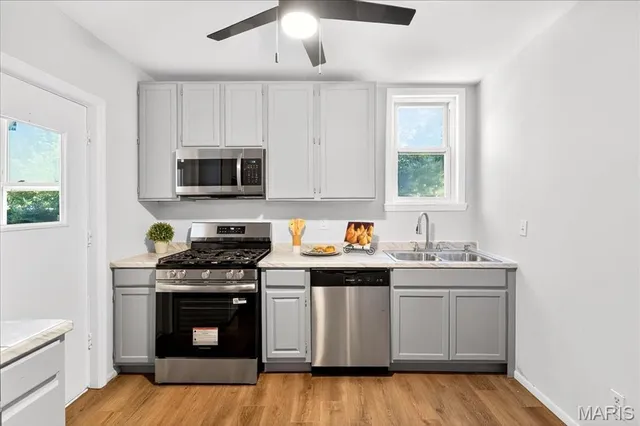 $309,900 | 619 North Bompart Avenue, St. Louis, MO 63119