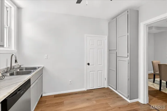 $309,900 | 619 North Bompart Avenue, St. Louis, MO 63119