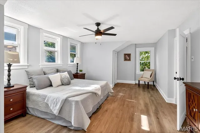 $309,900 | 619 North Bompart Avenue, St. Louis, MO 63119