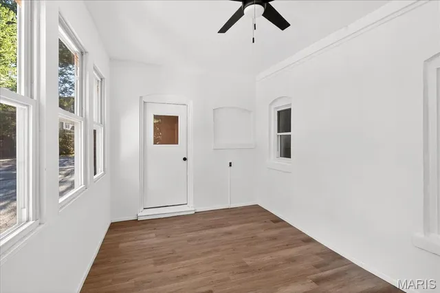 $309,900 | 619 North Bompart Avenue, St. Louis, MO 63119