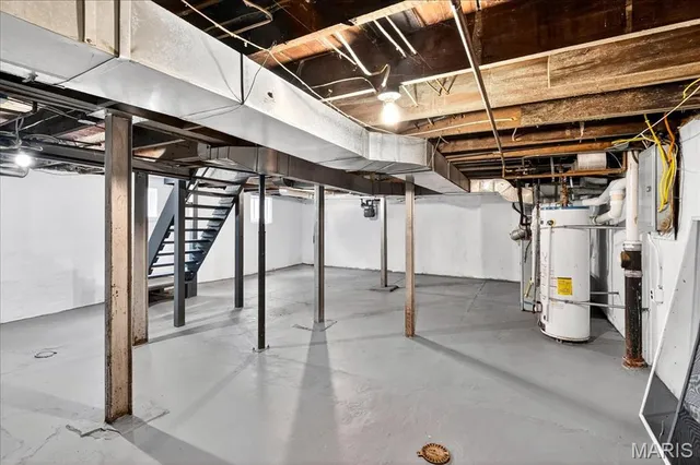 $309,900 | 619 North Bompart Avenue, St. Louis, MO 63119