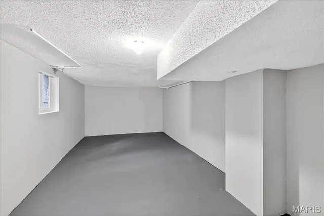 $309,900 | 619 North Bompart Avenue, St. Louis, MO 63119