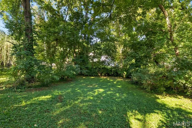 $309,900 | 619 North Bompart Avenue, St. Louis, MO 63119