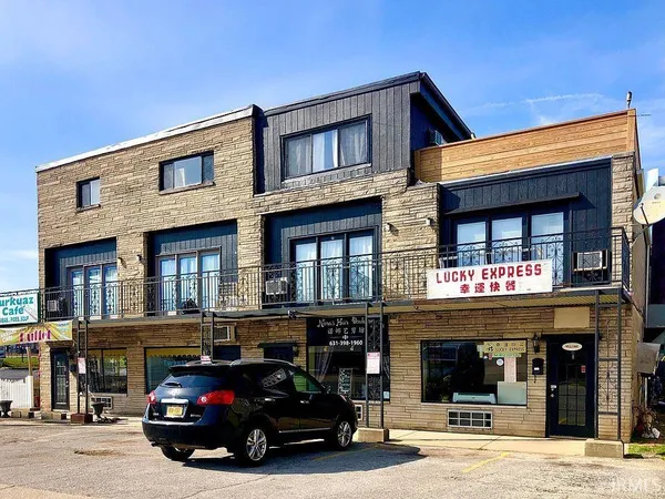 $2,975,000 | 217 North Lincoln Street, Bloomington, IN 47408