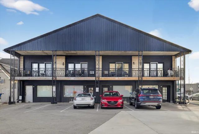 $3,150,000 | 217 North Lincoln Street, Bloomington, IN 47408