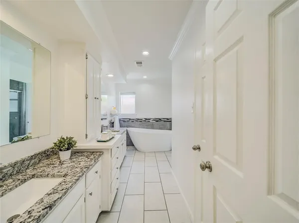 $4,500 | 6004 White Rose Trail, Dallas, TX 75248
