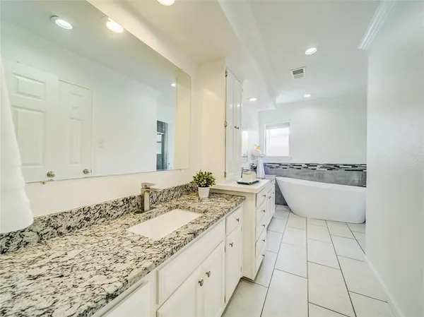 $4,500 | 6004 White Rose Trail, Dallas, TX 75248