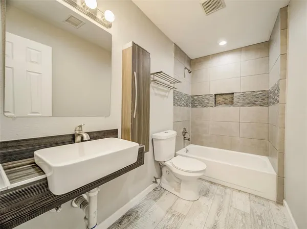 $4,500 | 6004 White Rose Trail, Dallas, TX 75248