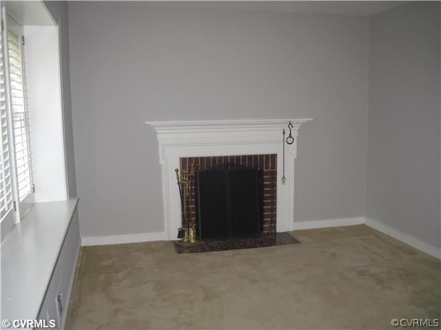 6620 Three Chopt Road Richmond, VA 23226 - Photo 4 of 12 Living Room - Masonry fireplace