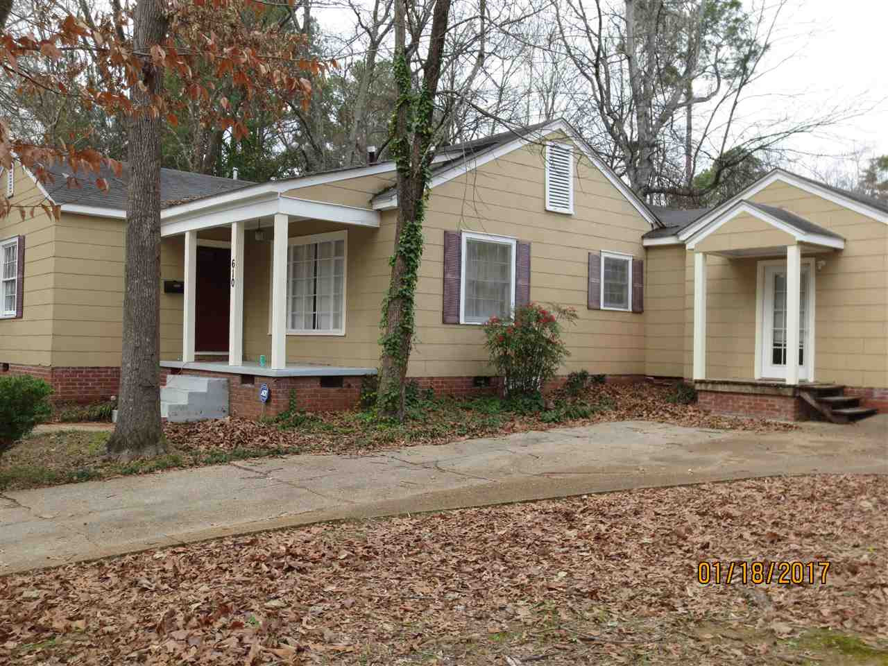 610 Colonial Circle Jackson, MS 39211 - Photo 2 of 14 Photo 2