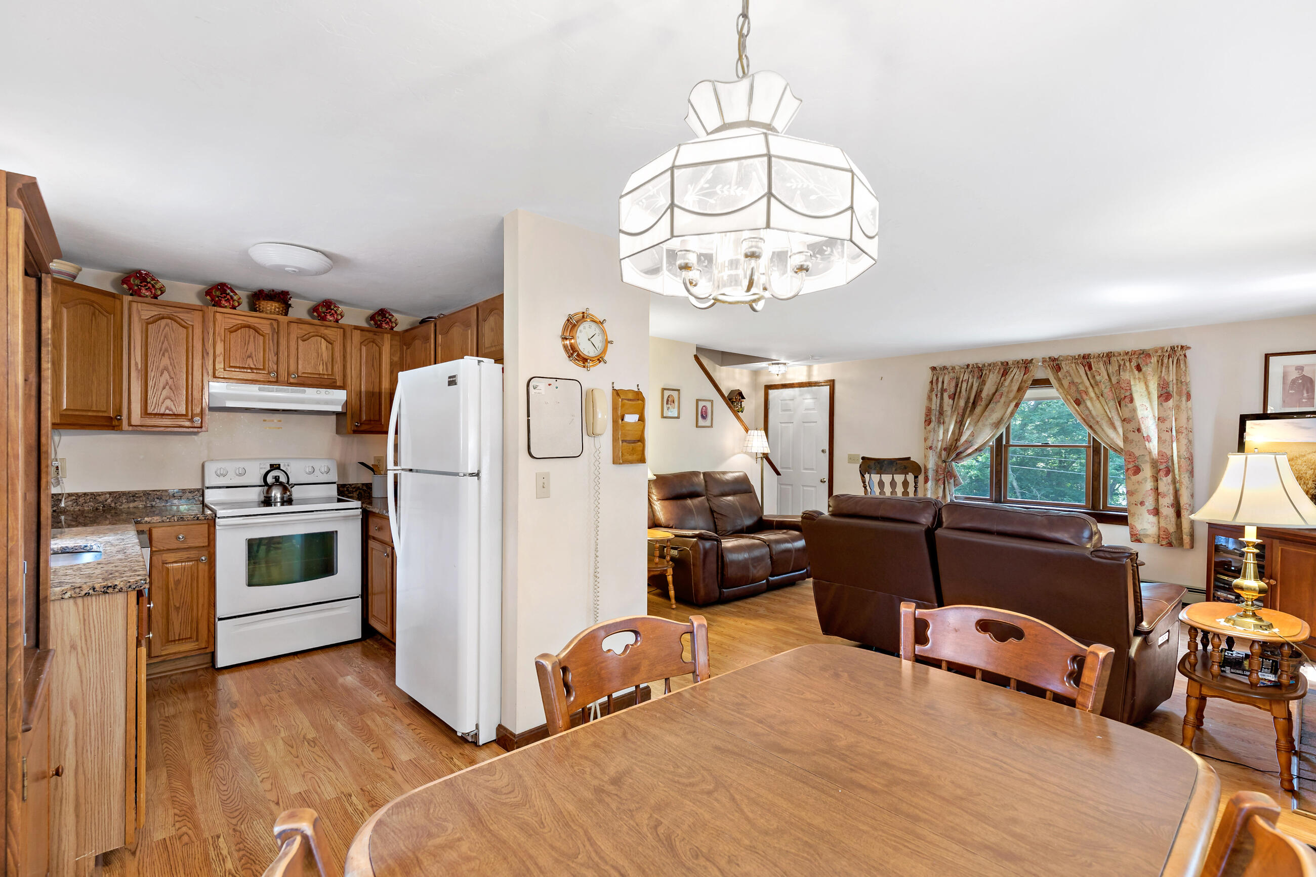 28 Cranberry Avenue Mashpee, MA 02649 - Photo 10 of 32 28 Cranberry