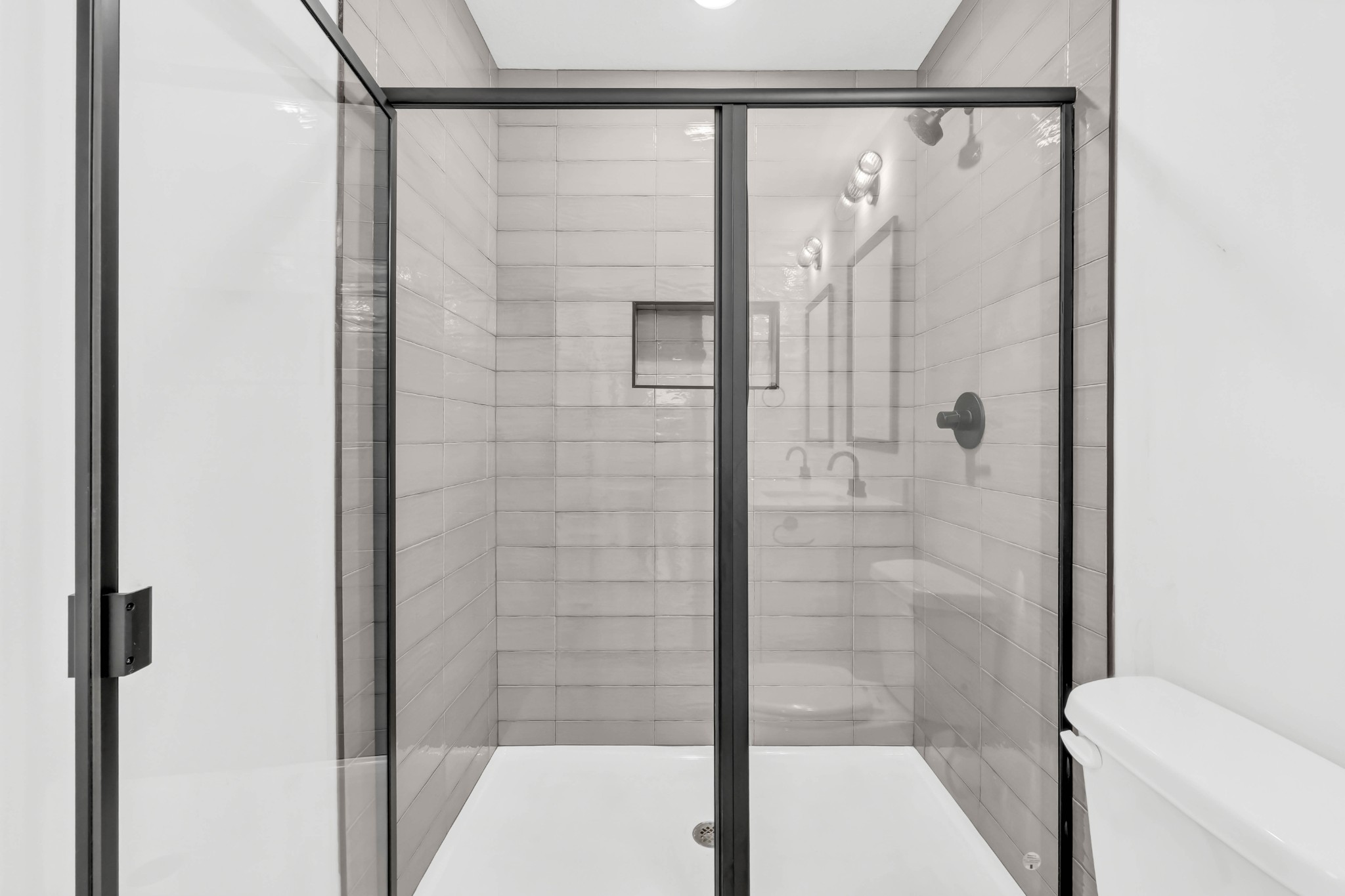 187 Quarry View Clarksville, TN 37043 - Photo 15 of 36 a bathroom with a shower and a toilet