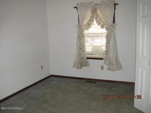 580 Johnson Nursery Road Willard, NC 28478 - Photo 8 of 10 Bedroom 2