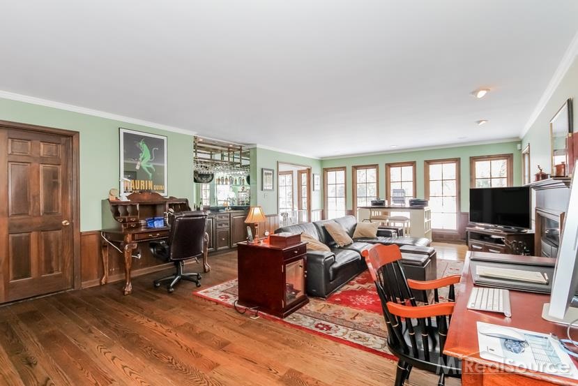 571 Lake Shore Road Grosse Pointe Shores, MI 48236 - Photo 35 of 43