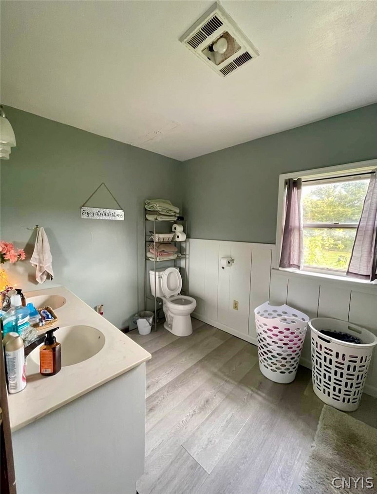 980 Middle Road, Unit 88 Scriba, NY 13126 - Photo 37 of 42 Upstairs main home