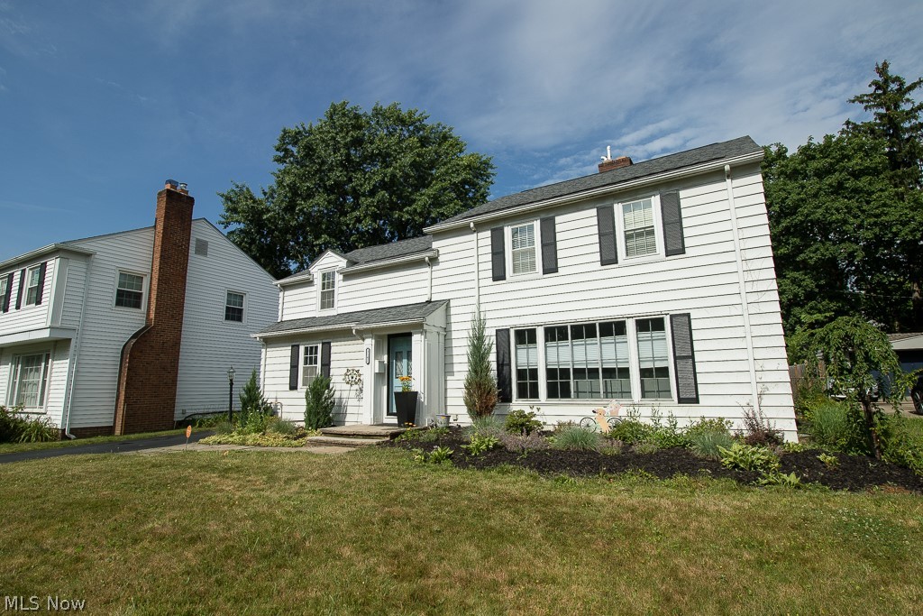 3142 Sebor Road Cleveland, OH 44120 - Photo 3 of 45