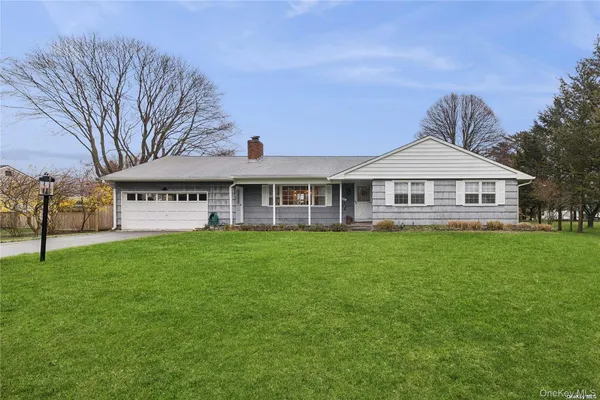 $3,950 | 990 3 Waters Lane, Orient, NY 11957