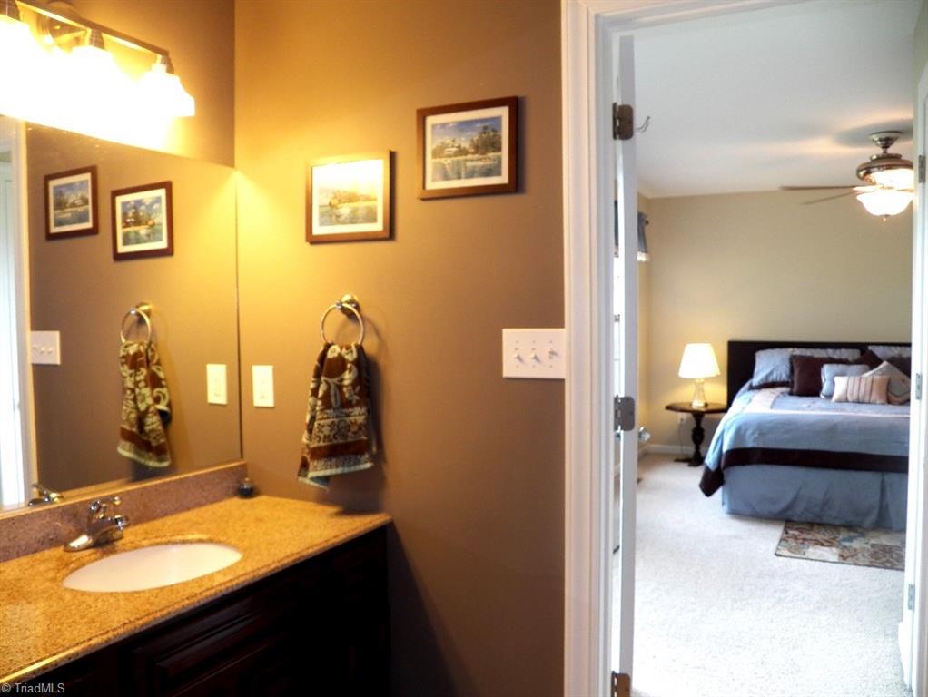 859 Riverview Rd Extension Lexington, NC 27292 - Photo 17 of 26 Master bath just off the bedroom.