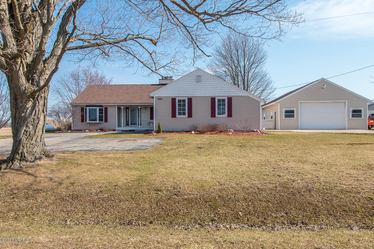 5451 Hartwell Road Saranac, MI 48881 - Photo 1 of 22 001 main - IMG_3978-HDR