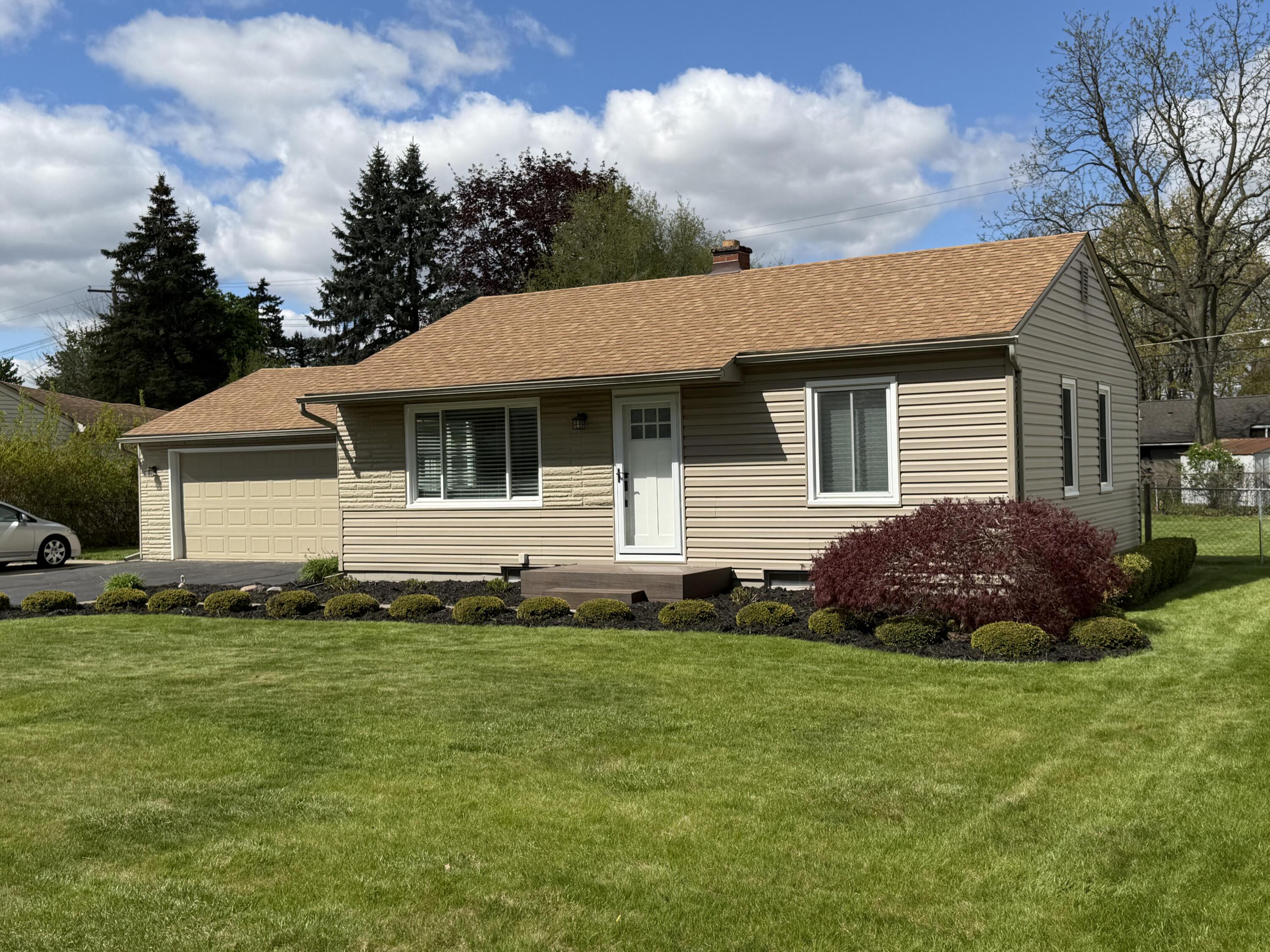 46329 Huling Street Utica, MI 48317 - Photo 1 of 14 IMG_7798