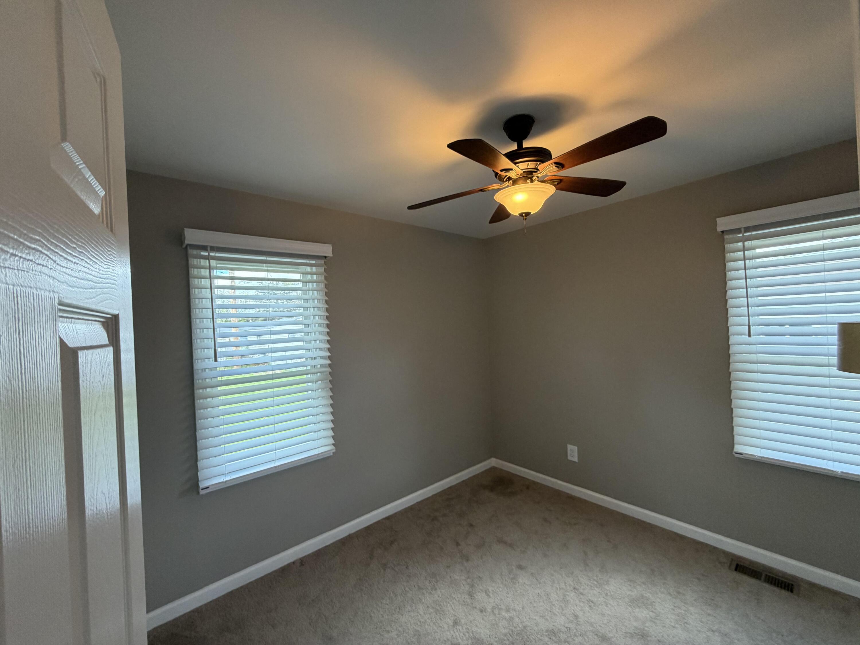 46329 Huling Street Utica, MI 48317 - Photo 10 of 14 IMG_7787
