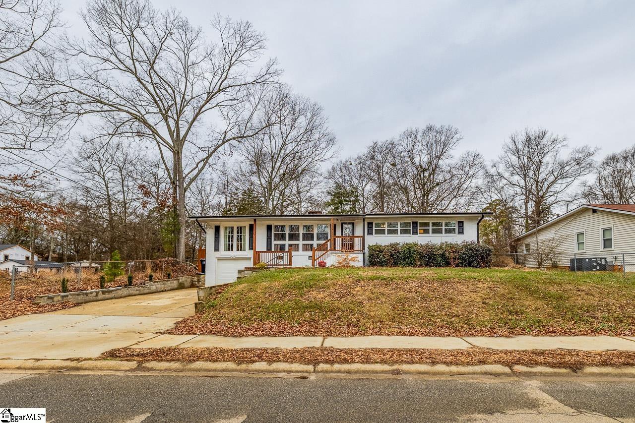 209 Boyd Avenue Simpsonville, SC 29681 - Photo 2 of 50