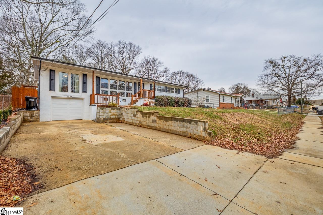 209 Boyd Avenue Simpsonville, SC 29681 - Photo 5 of 50