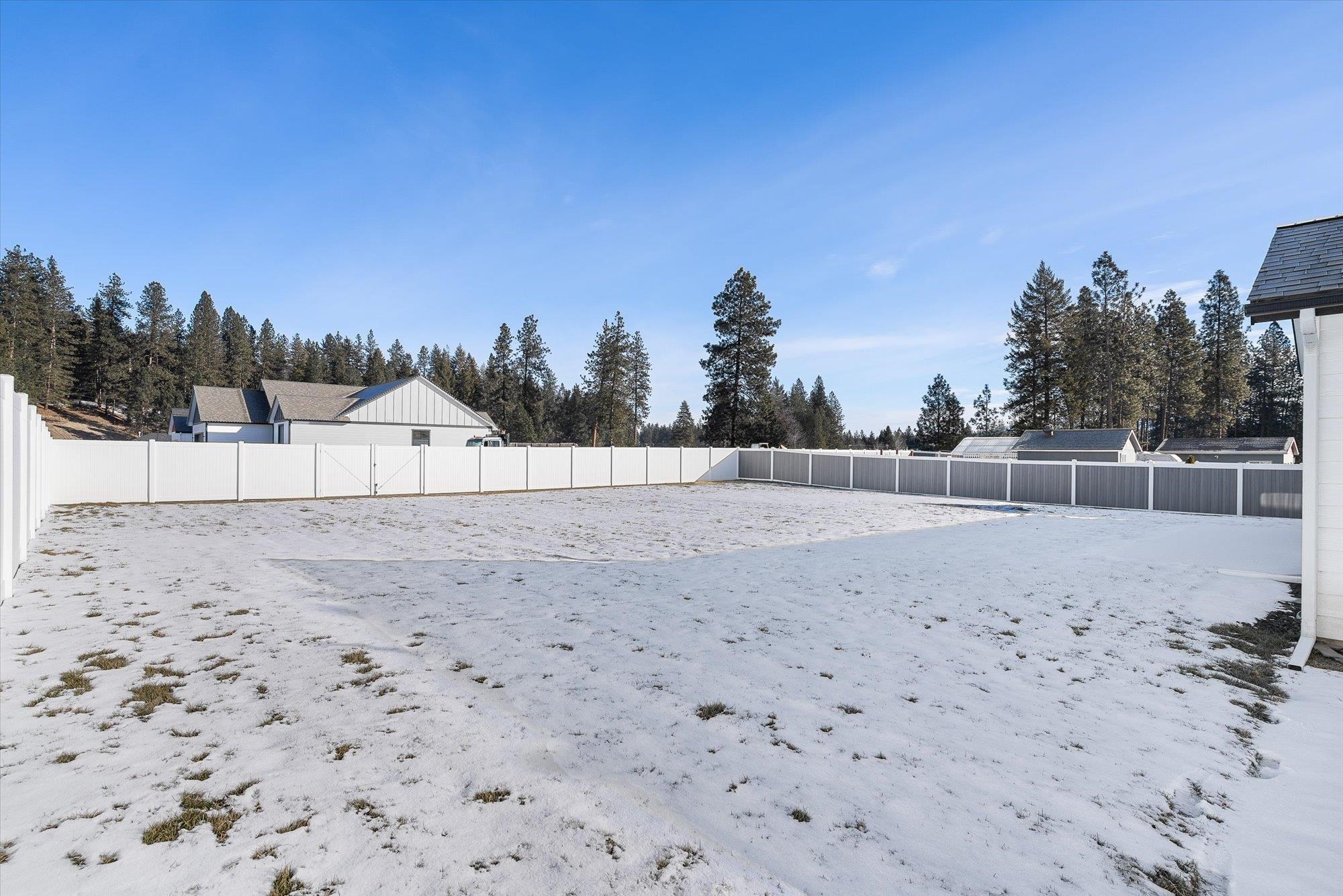 3405 East Yearling Road Chattaroy, WA 99003 - Photo 26 of 32