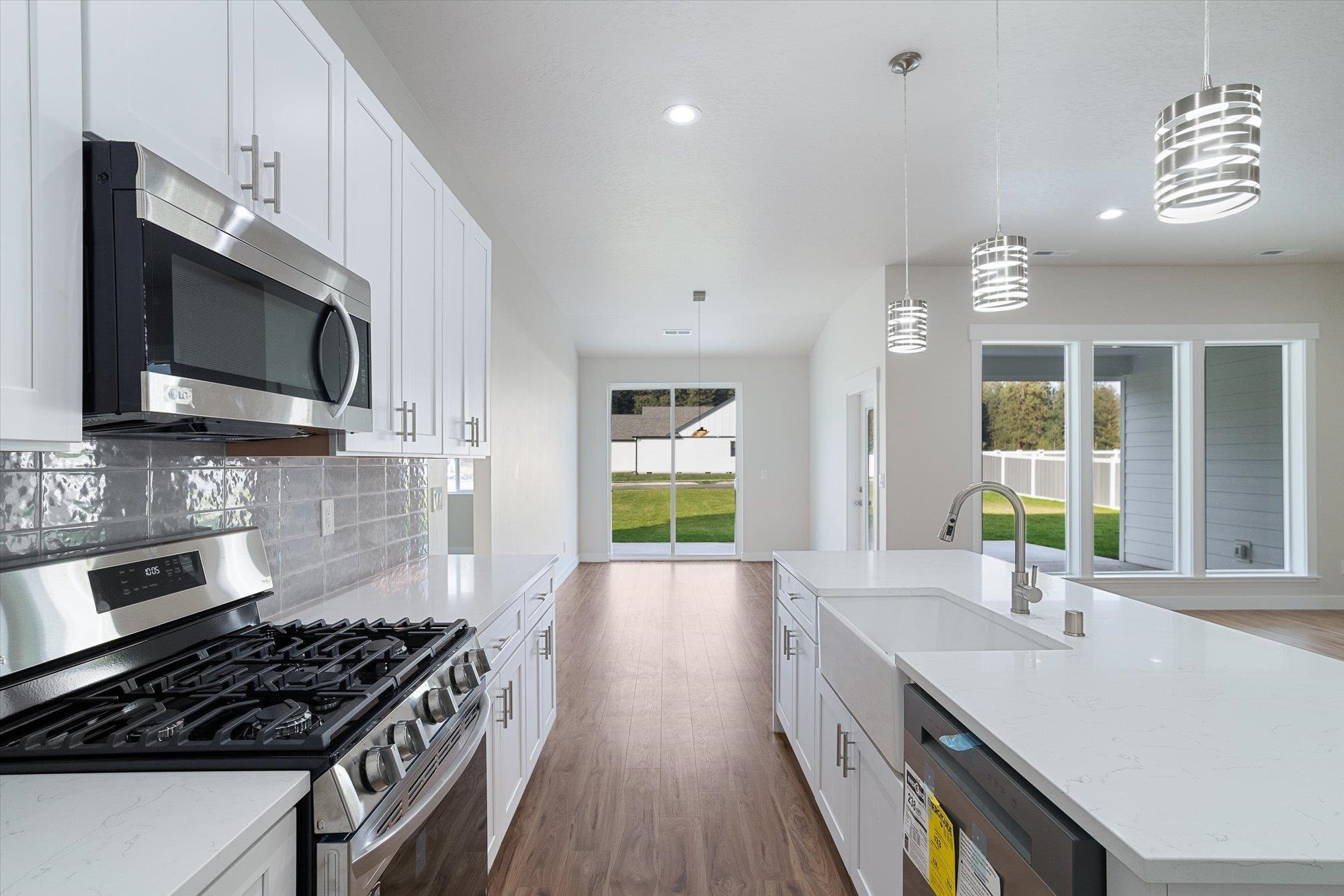 3405 East Yearling Road Chattaroy, WA 99003 - Photo 8 of 32