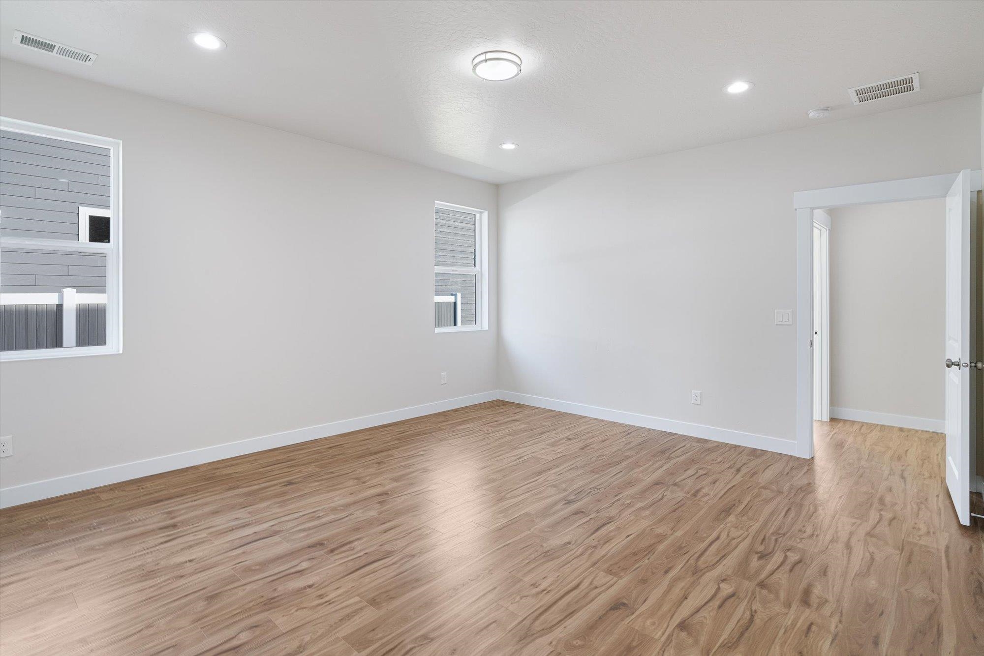 3405 East Yearling Road Chattaroy, WA 99003 - Photo 10 of 32