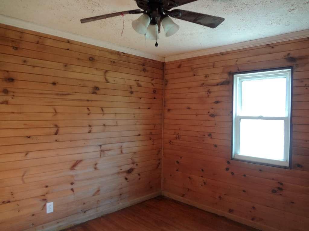 858 Blue Springs Road Elizabethton, TN 37643 - Photo 5 of 8 5 Bedroom 1