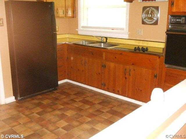 3000 Comet Road Henrico, VA 23294 - Photo 5 of 7 Kitchen