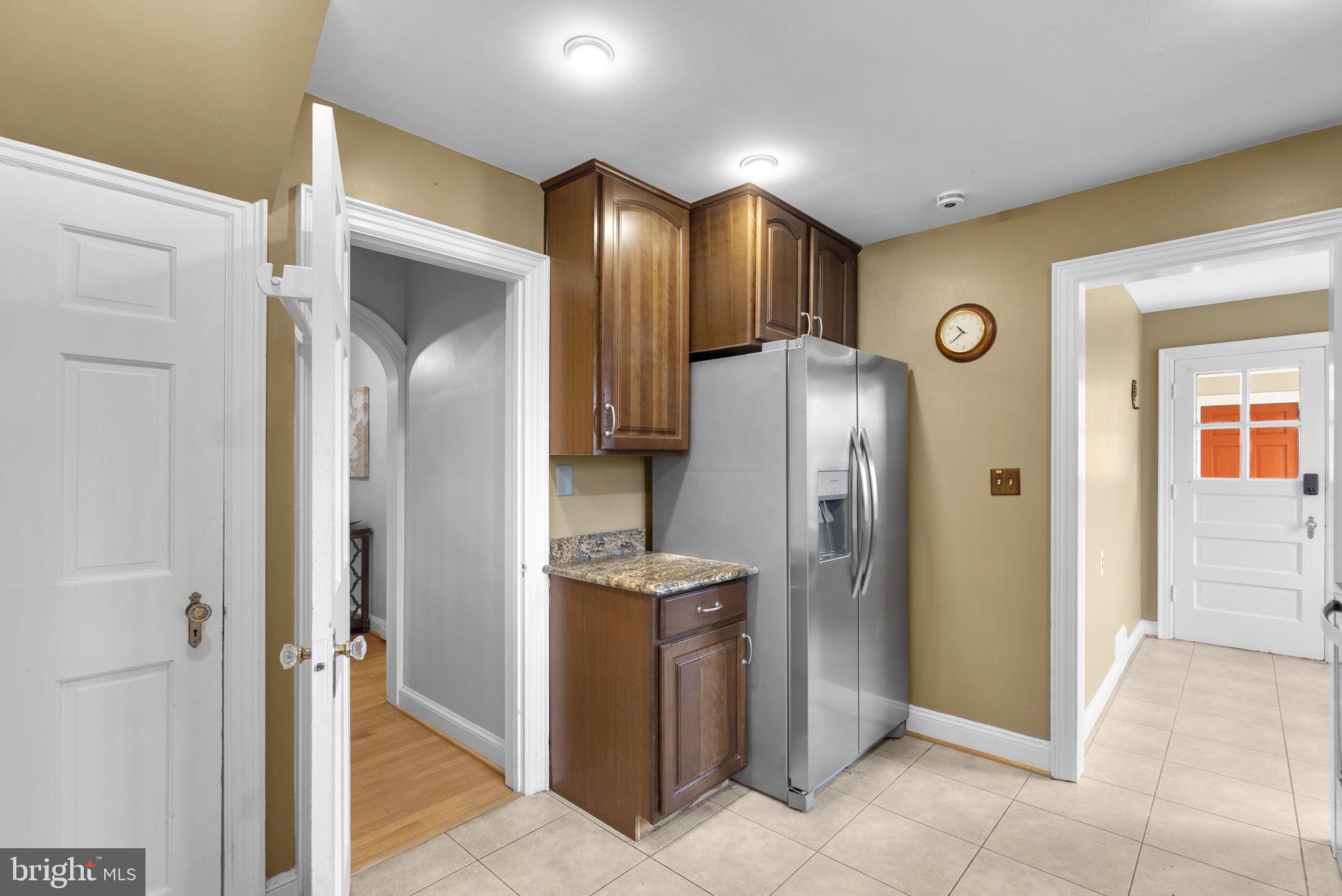 16510 Batchellors Forest Road Olney, MD 20832 - Photo 24 of 62 Kitchen