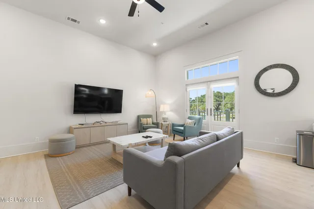 $469,000 | 315 Main Street, Unit H, Bay St. Louis, MS 39520