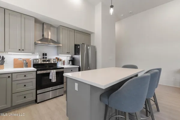 $469,000 | 315 Main Street, Unit H, Bay St. Louis, MS 39520